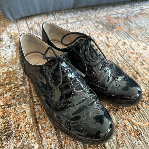 Size 7 Patent leather Oxford loafers - Picture 2 of 4